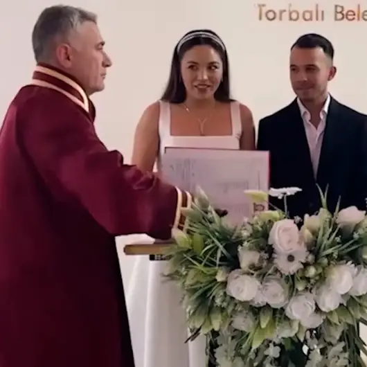 Nikah kıyacaklardı hayatlarının şokunu yaşadılar: Nikah memuruna şaka yaptıklarına pişman oldular