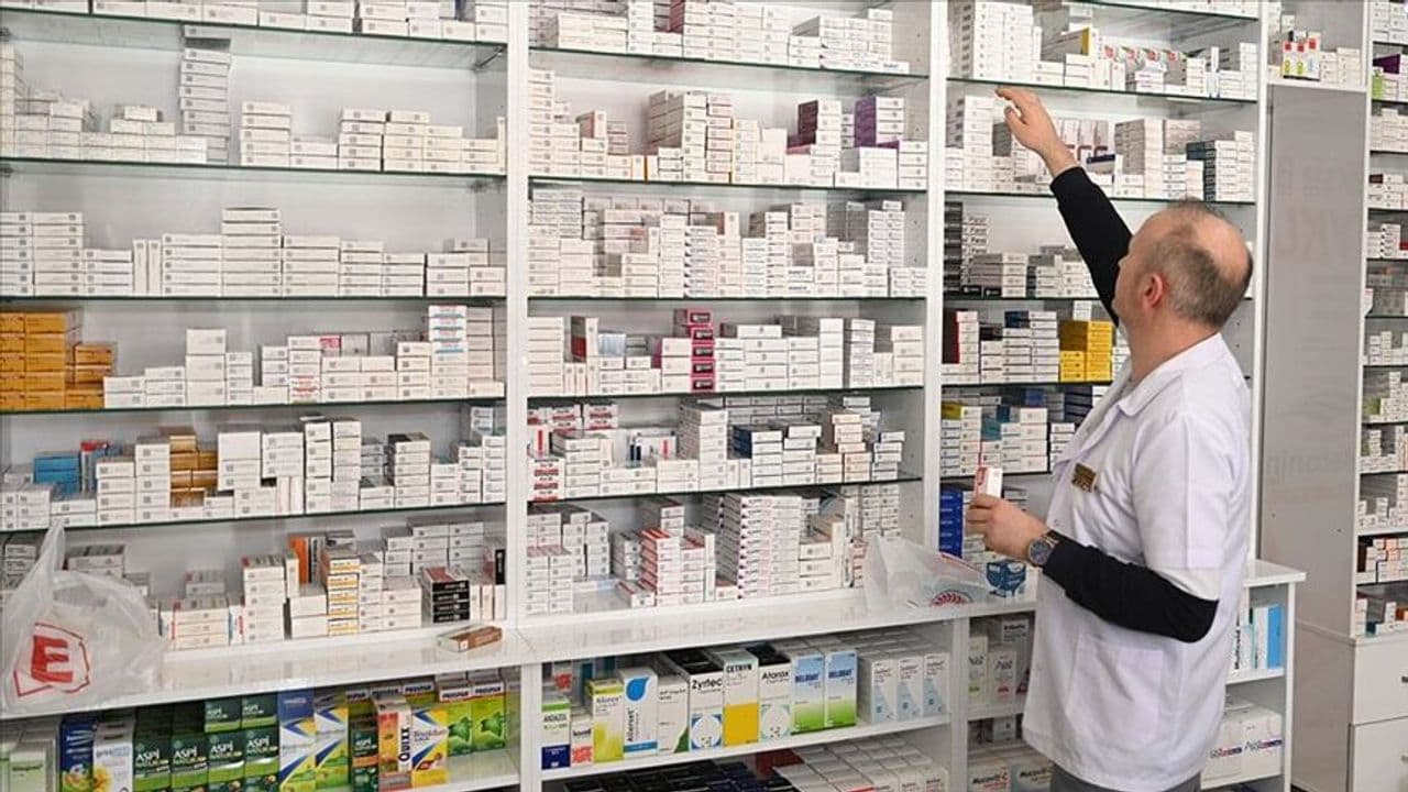 Reçetedeki ilacın hangi eczanede olduğu artık e-Nabız'da