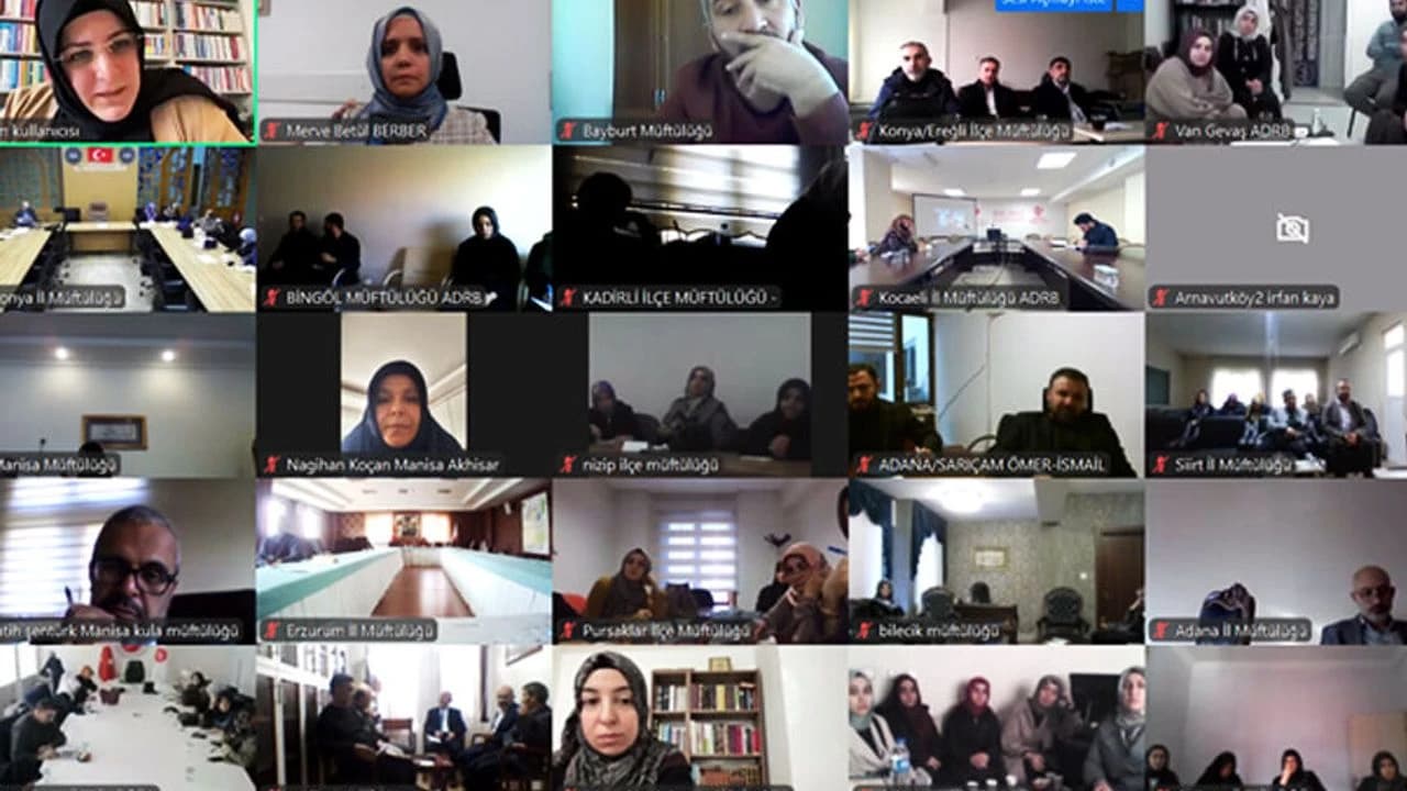 "Aile Ahlakı" eğitici eğitimi programı düzenlendi