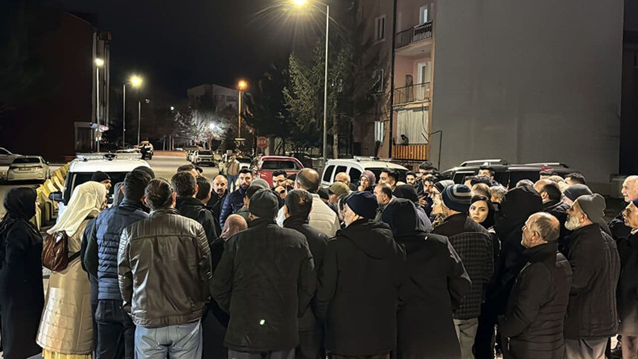 Sivas'ta 125 kişi umre vaadiyle dolandırıldı