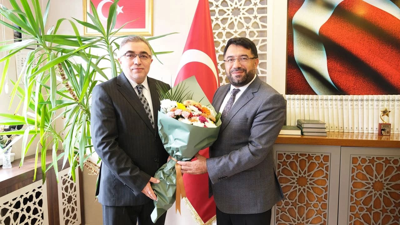 Erzincan'da devir teslim