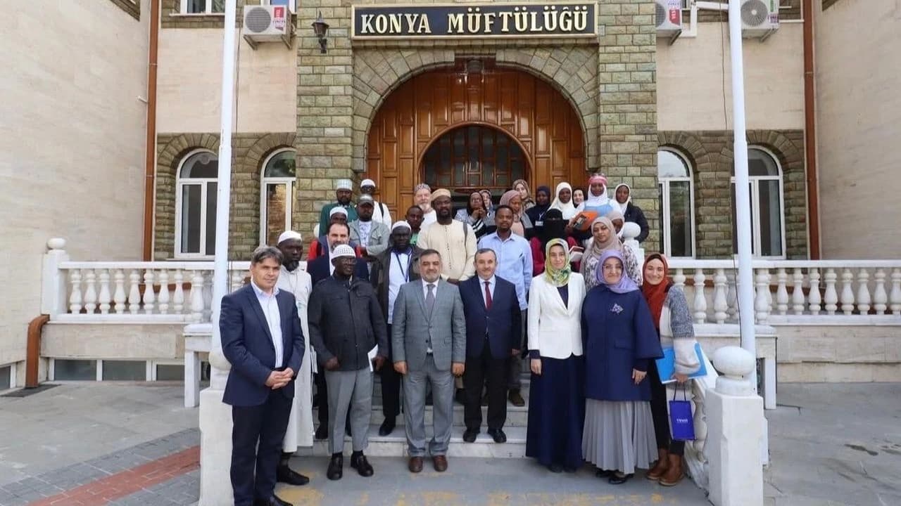 Afrikalı mühtediler Konya'da ağırlandı