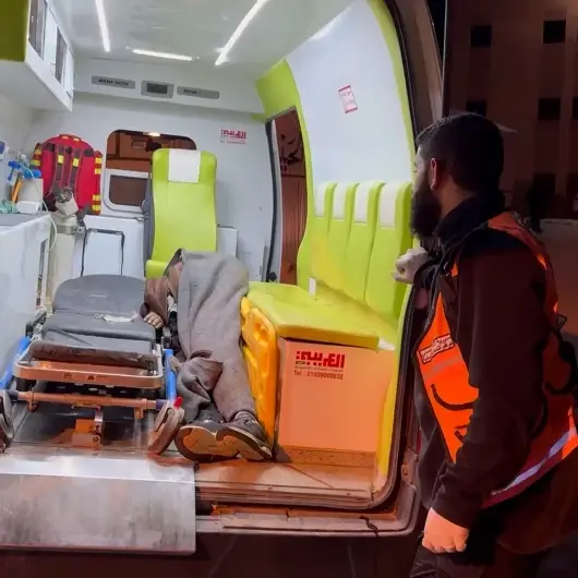 İsrail'in ateşkesi ihlal ederek Gazze'ye düzenlediği saldırıda 3'ü polis 6 Filistinli hayatını kaybetti