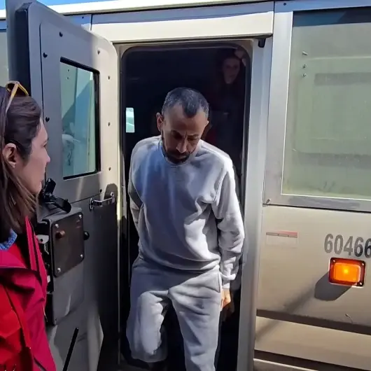 İsrail’in alıkoyduğu 6 Filistinli tutsak özgürlüğe kavuştu