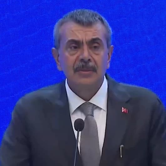 Bakan Tekin'den 'Terörsüz Türkiye' vurgusu: Okullarda 'Mayamız Birlik İlk Dersimiz Kardeşlik' mottosuyla farkındalık eğitimi başlatıldı