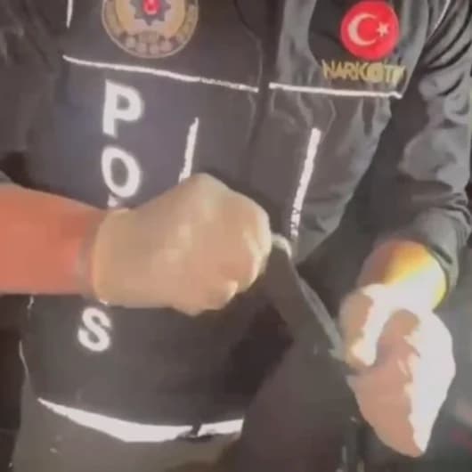 Tonlarca bonzai yapacaklardı: Sakarya'da zehir tacirlerine büyük darbe, araçtan çıkanlar dehşete düşürdü