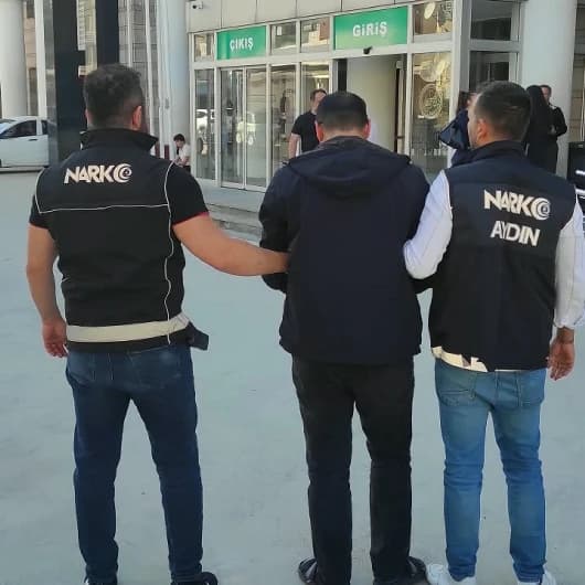 Kuşadası’nda uyuşturucu operasyonu: 12 paket esrar ele geçirildi